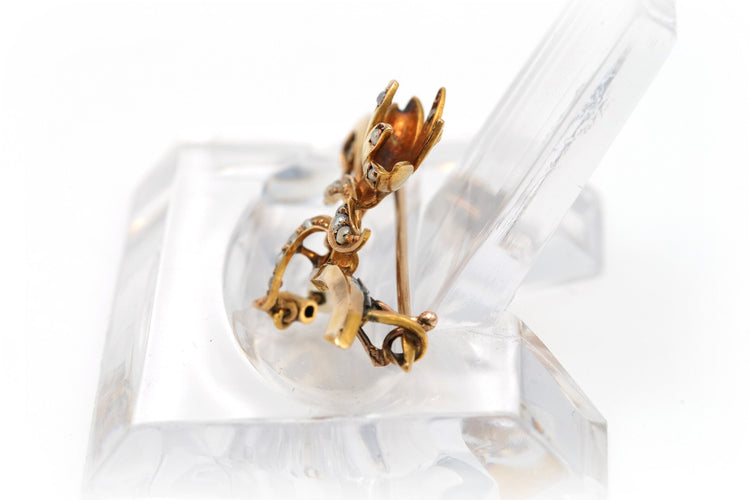 Broche Broche en or jaune sertie de perles 58 Facettes B266