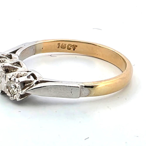 Bague 55 Bague en or blanc et jaune avec diamants 58 Facettes