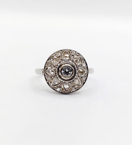 Bague 49 Bague cible Art Déco or blanc, diamants brillants et taille rose (circa 1920) 58 Facettes A06222