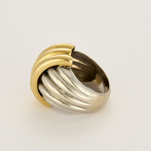 Bague 55 Importante bague moderniste en or jaune et or gris 58 Facettes REU0872