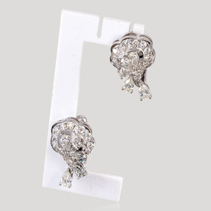 Boucles d'oreilles Boucles d'oreilles or blanc diamants 58 Facettes 38800020