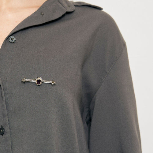 Broche Broche or gris et jaune, rubis et diamants 58 Facettes BLO01585