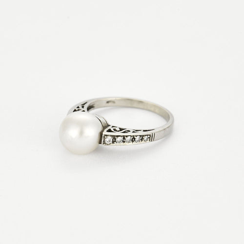 Bague 54 Bague en or blanc, perle blanche de culture et diamants 58 Facettes DAX0008