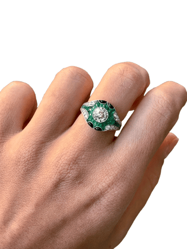 Bague 55 Bague de style Art déco en platine ornée de diamants, d'émeraudes et d'onyx 58 Facettes