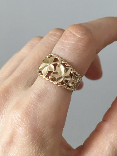 Inel din aur galben cu motiv vegetal 