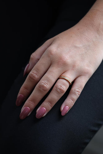 Bague 50 Bague Demi alliance Or jaune Diamant 58 Facettes 990258CN