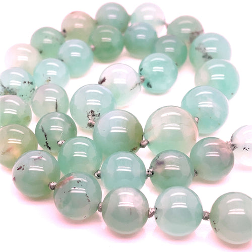 Collier Collier de Perles de Chrysoprase 58 Facettes