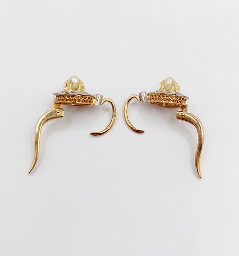 Kolczyki angielskie Stokrotka antyczny pierścionek z żółtego złota z perłą i diamentami w szlifie rozetowym (około 1900) 