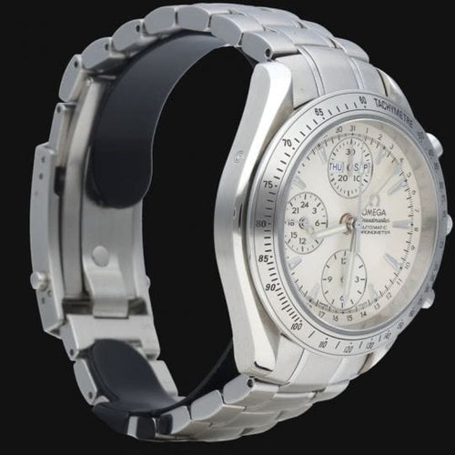 Montre Omega Montre Speedmaster Day Date Chronograph 40Mm 58 Facettes MT41846