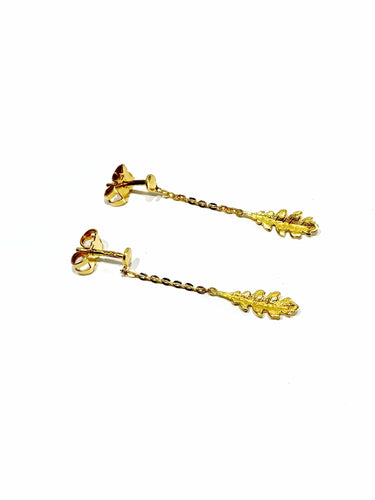Boucles d'oreilles Paire de boucle d'oreille pendants feuilles en or 58 Facettes 3483