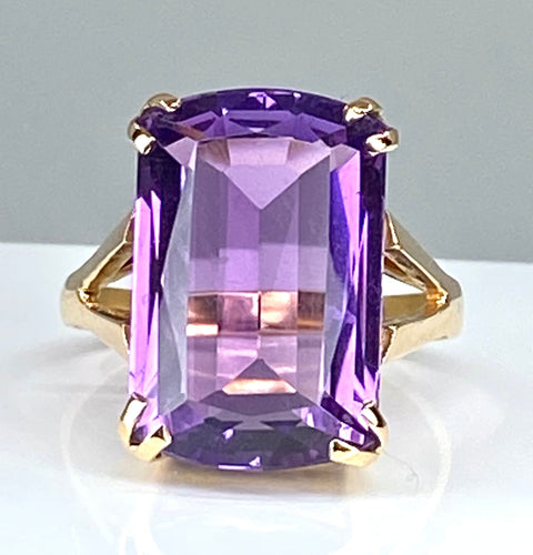 Bague Bague or jaune améthyste 13,36 carats 58 Facettes AB398