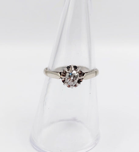 Bague 53.5 Bague solitaire Art Déco or blanc diamant taille ancienne 0.35 carat 58 Facettes A06275