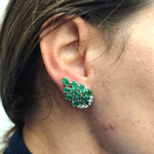 Boucles d'oreilles Boucles d'oreilles en platine ornées d'émeraudes et de diamants 58 Facettes