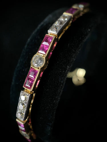 Bracelet bracelet en or jaune 18K orné de rubis et brillants 58 Facettes