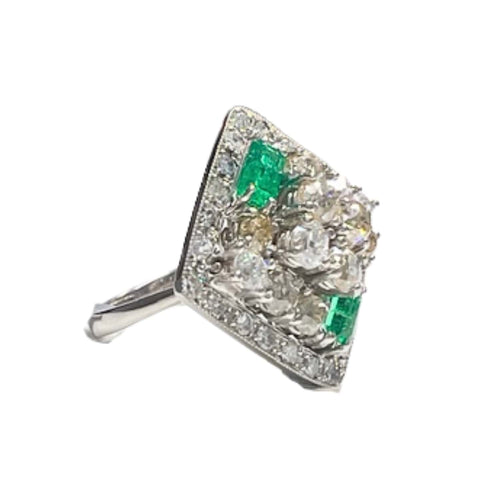 Bague Bague carrée diamants émeraudes 58 Facettes Q755A