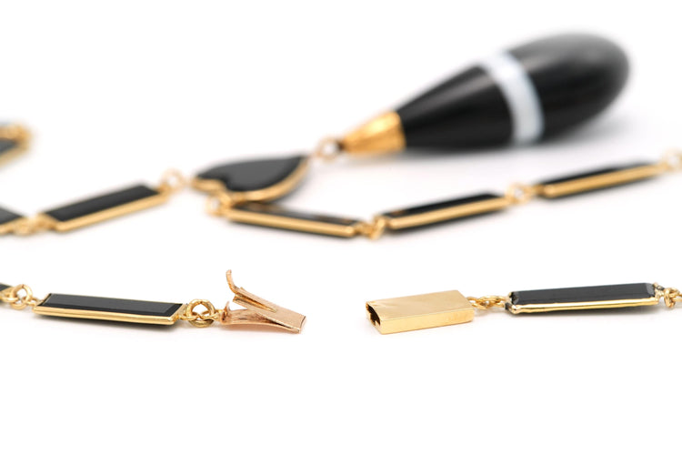 Collier Collier Napoléon III en or jaune serti d'onyx et d'agates 58 Facettes B606