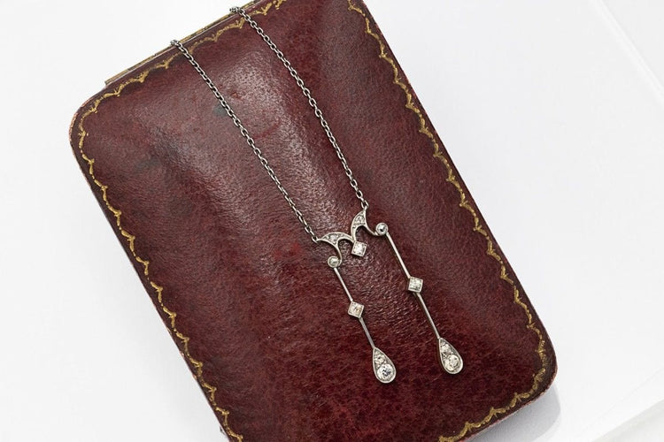 Collier Collier négligé en or, platine et diamants, fin du XIXe et XXe siècle 58 Facettes 11033