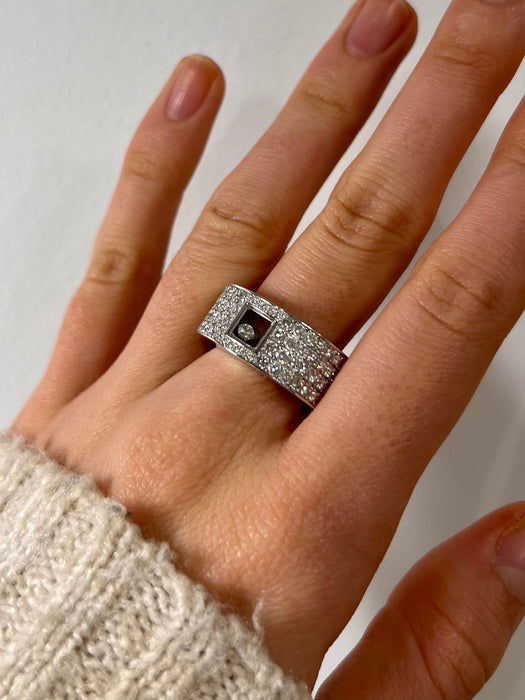 CHOPARD - anello in oro bianco con diamanti felici