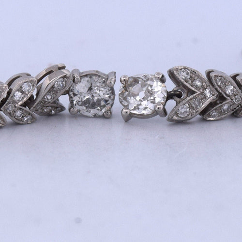 Boucles d'oreilles Boucles d'oreilles Art Déco en or blanc avec diamants 58 Facettes