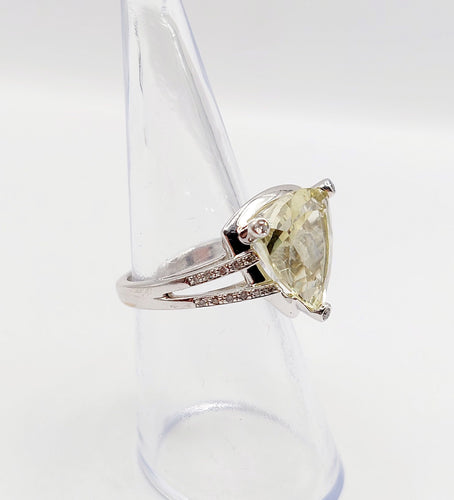 Bague 50 MAUBOUSSIN - Bague "Mes couleurs à toi" or blanc, citrine troïdia et diamants 58 Facettes A06276