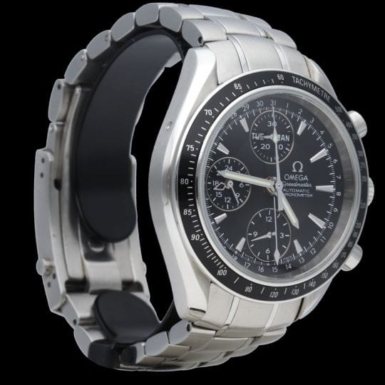 Montre Omega Montre Speedmaster Day Date 58 Facettes MT40871