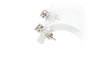 Boucles d'oreilles Boucles d'oreilles contemporaine en or blanc 18 carats serties de diamant 58 Facettes B670