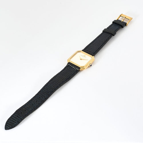 Montre Baume & Mercier - Montre Modèle Vintage en or jaune et cadran gris clair. 58 Facettes