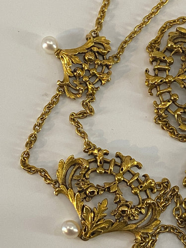 Collier Collier draperie en or 18 carats et perles, travail français vers 1880 58 Facettes AB37