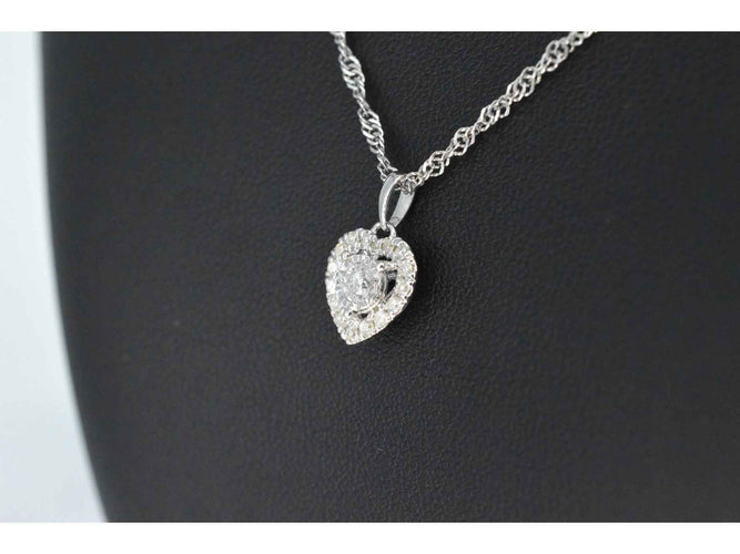 Pendentif Pendentif en or blanc avec diamants en forme de cœur 58 Facettes 2082