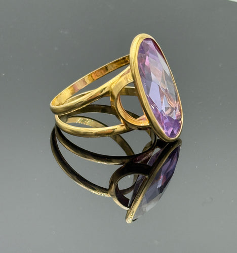 Bague 57 Bague vintage en or jaune 18 sertie d'une belle améthyste ovale 58 Facettes