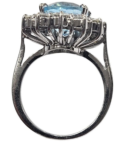 Bague 55 Bague LADY DI Cluster en or blanc, topaze bleu ciel et diamants 2,5 ct 58 Facettes Q876A