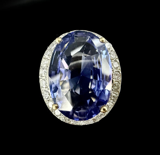 Bague 63 Bague or jaune sertie d'une Tanzanite de 16 carats 58 Facettes