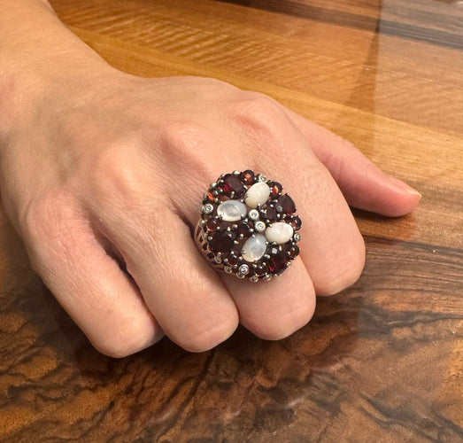 Bague 63 Bague Argent, Nacre Et Grenats 58 Facettes