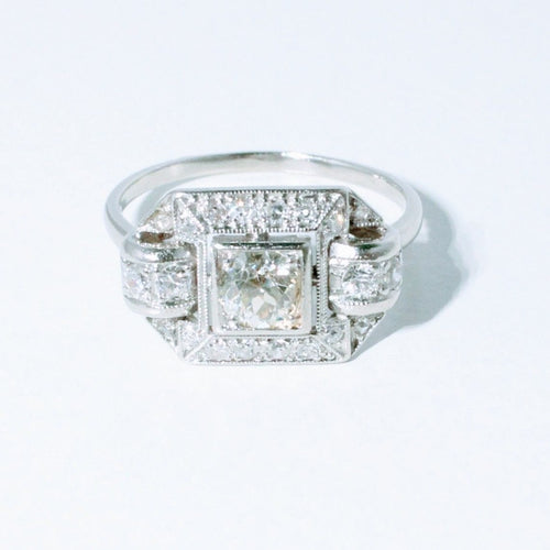 Bague 57 Bague Art-Déco Or blanc Platine et Diamants 0.50 ct 58 Facettes 240 370