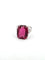 Bague 53 Bague en or blanc 18 carats de 1970, ornée d'une grande tourmaline naturelle et de diamants. 58 Facettes