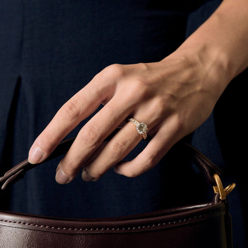 CARTIER - Diane - Solitér ze žlutého zlata a diamantu o hmotnosti 1,94 karátu