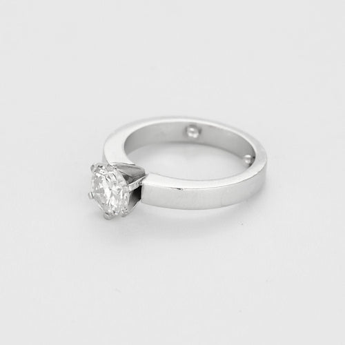Bague 50 Solitaire en or blanc et diamant 1.20ct 58 Facettes DADB-18