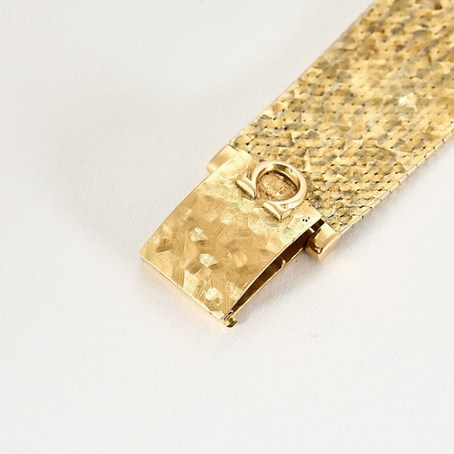 Montre OMEGA - Montre bracelet de dame 2 tons d'or (750) satiné, de forme carrée à mouvement mécanique. 58 Facettes RAM3009