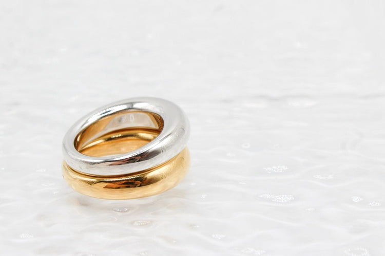 Bague CHAUMET - Anneau jonc or blanc 58 Facettes 250305