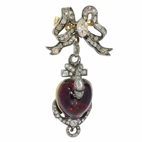 Pendentif Amour symbolique : pendentif en forme de cœur en grenat victorien avec nœud incrusté de diamants 58 Facettes 16196-0110