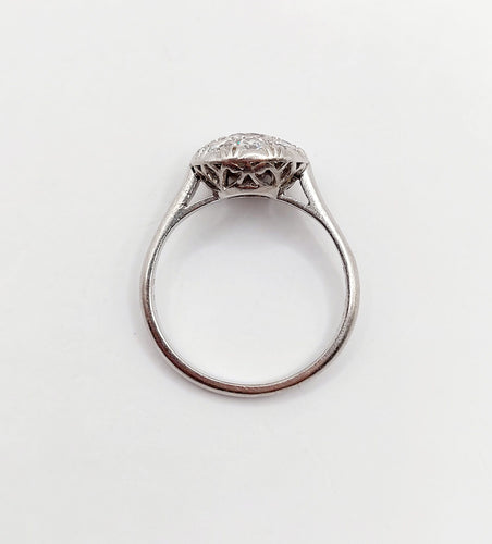 Bague 49 Bague marguerite art deco Platine et 0,65 carats diamant (circa 1940) cible 58 Facettes A06164