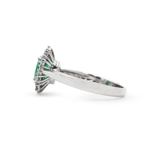 Bague Bague en or blanc avec une émeraude colombienne de 1,08 ct et des diamants 58 Facettes 9637