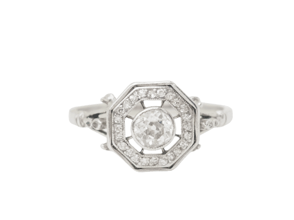 Bague 65 Bague hexagonale en or blanc et diamants 58 Facettes 33122