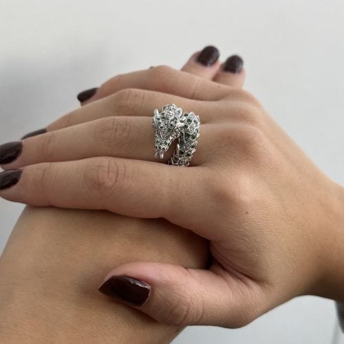 Pierścień smoka ze szmaragdami i diamentami