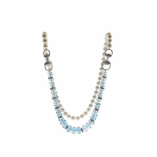Långt halsband i naturpärlor och blå topas