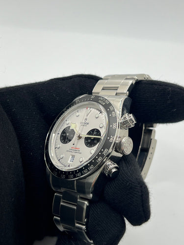 Montre TUDOR - Montre Black Bay Chronograph 58 Facettes