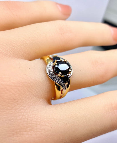 Bague 54 Bague jonc en or jaune en saphirs et diamants 58 Facettes AB575