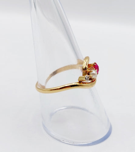 Bague 56.5 Bague toi et moi art nouveau or jaune, rubis synthétique, perle et diamants 58 Facettes A05749