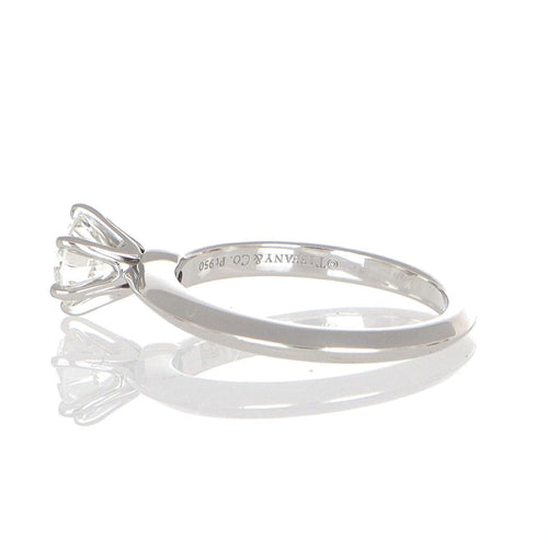 Bague 51 Bague en platine et diamants Tiffany & Co. 58 Facettes