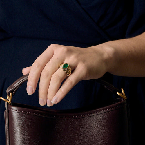 Bague 53 Bague en or jaune, émeraude et diamants 58 Facettes LIS2487X2